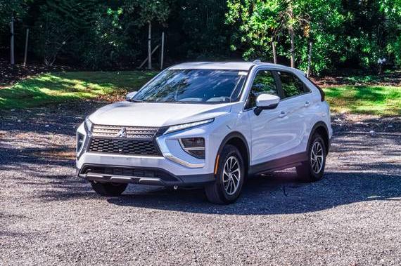 MITSUBISHI ECLIPSE CROSS 2022 JA4ATUAA3NZ003773 image